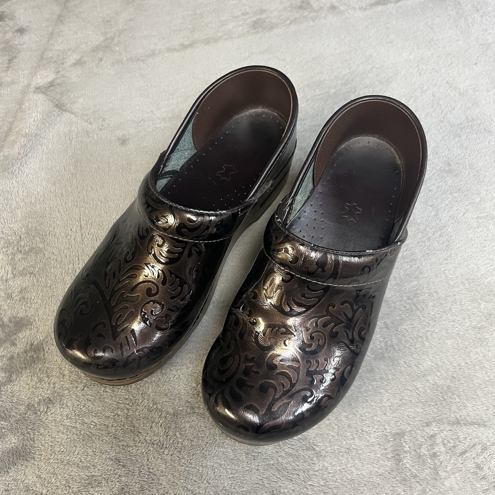 DANSKO Brown Paisley Closed-Back Clogs Womens Sz‎ 38